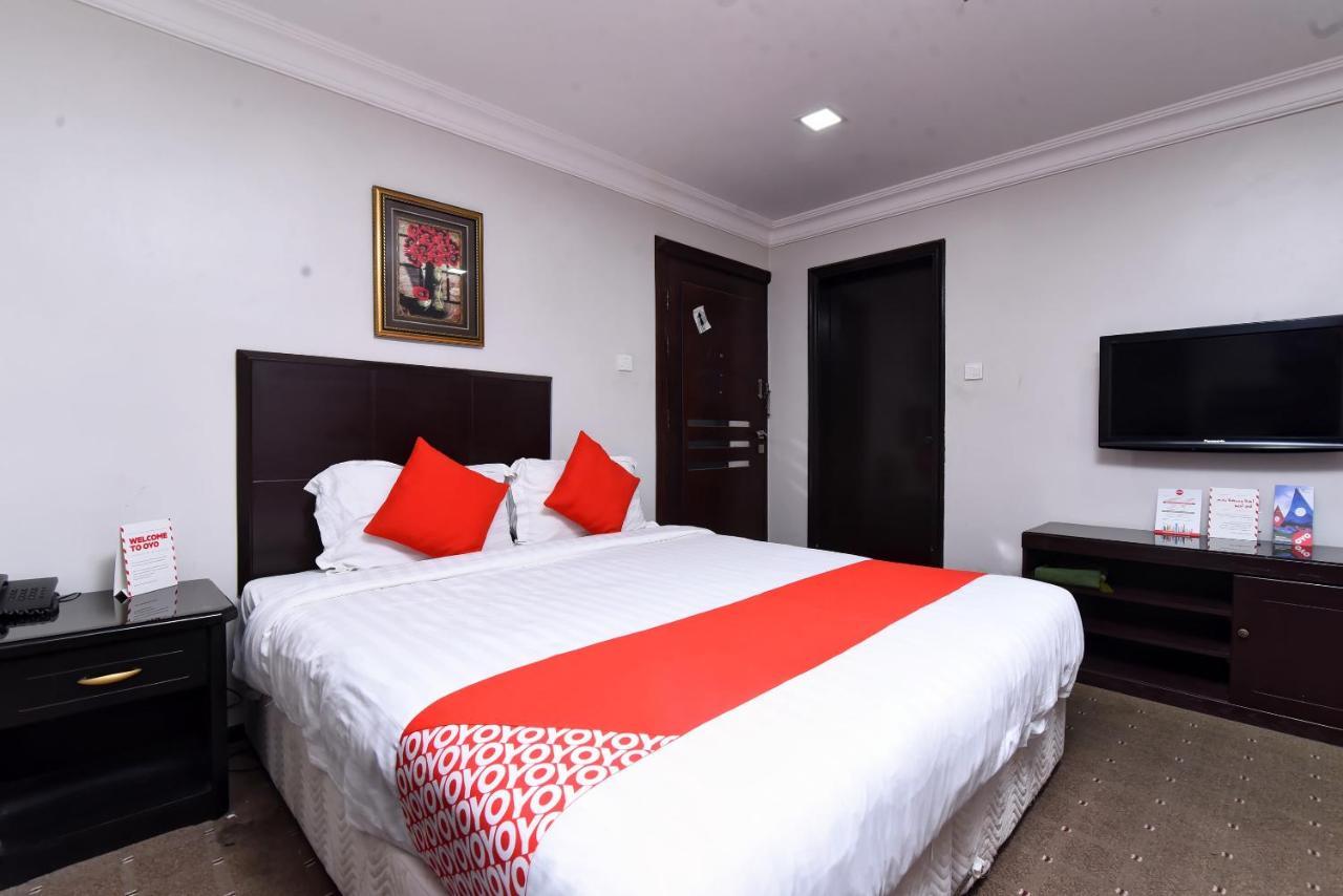 โอโย 411 มูน โฮเต็ล Hotel ดัมมัม ภายนอก รูปภาพ